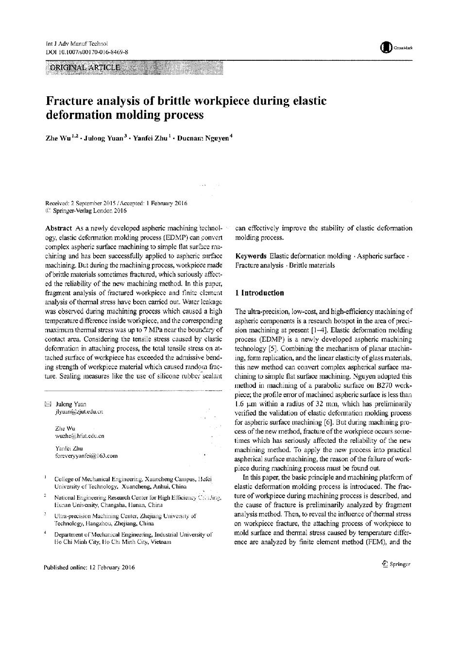 Fracture analysis of brittle workpiece during elastic deformation molding process